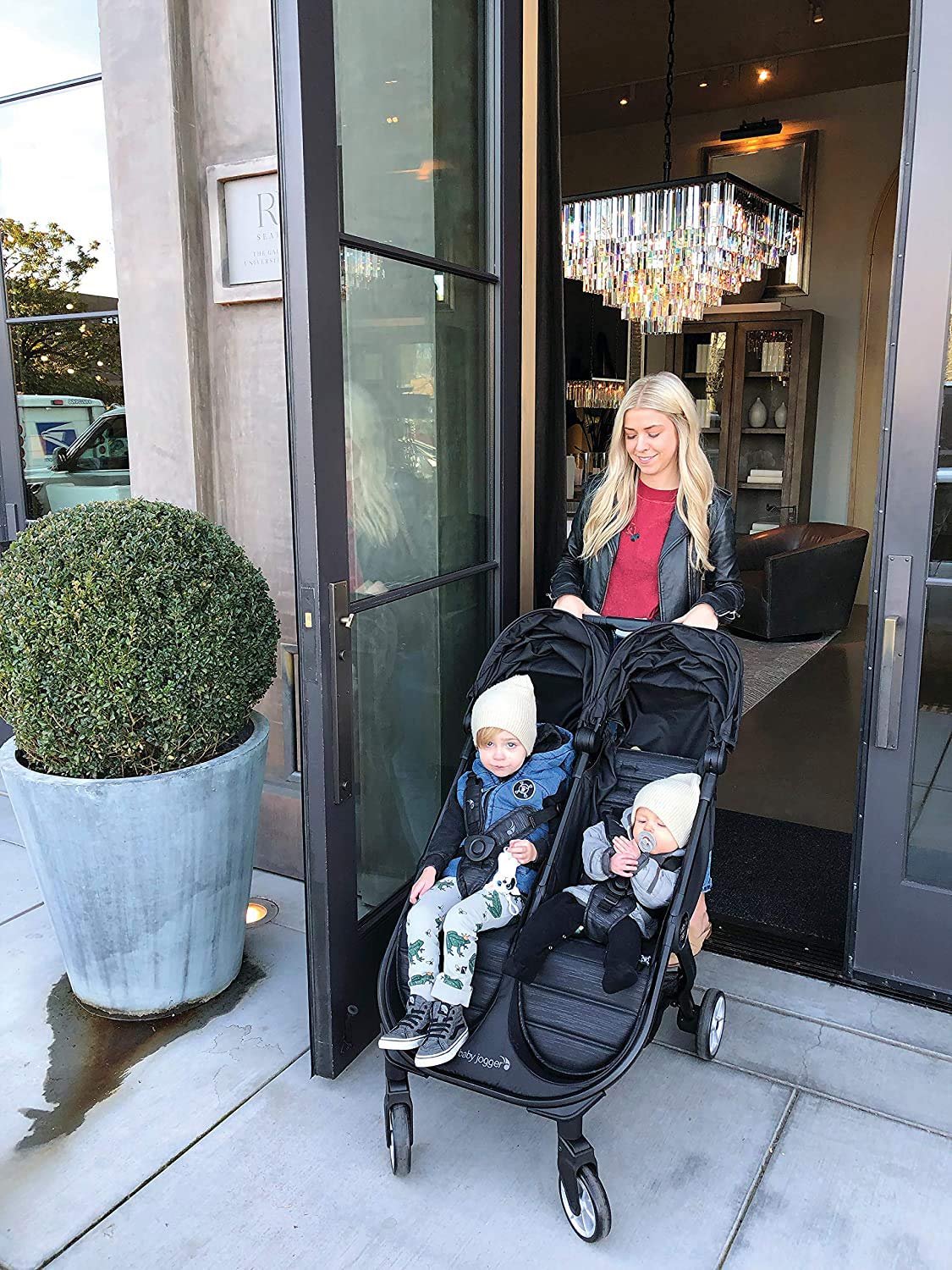 City Tour 2 Ultra-Compact Travel Stroller, Jet, Lightweight, Foldable, Ideal for Traveling