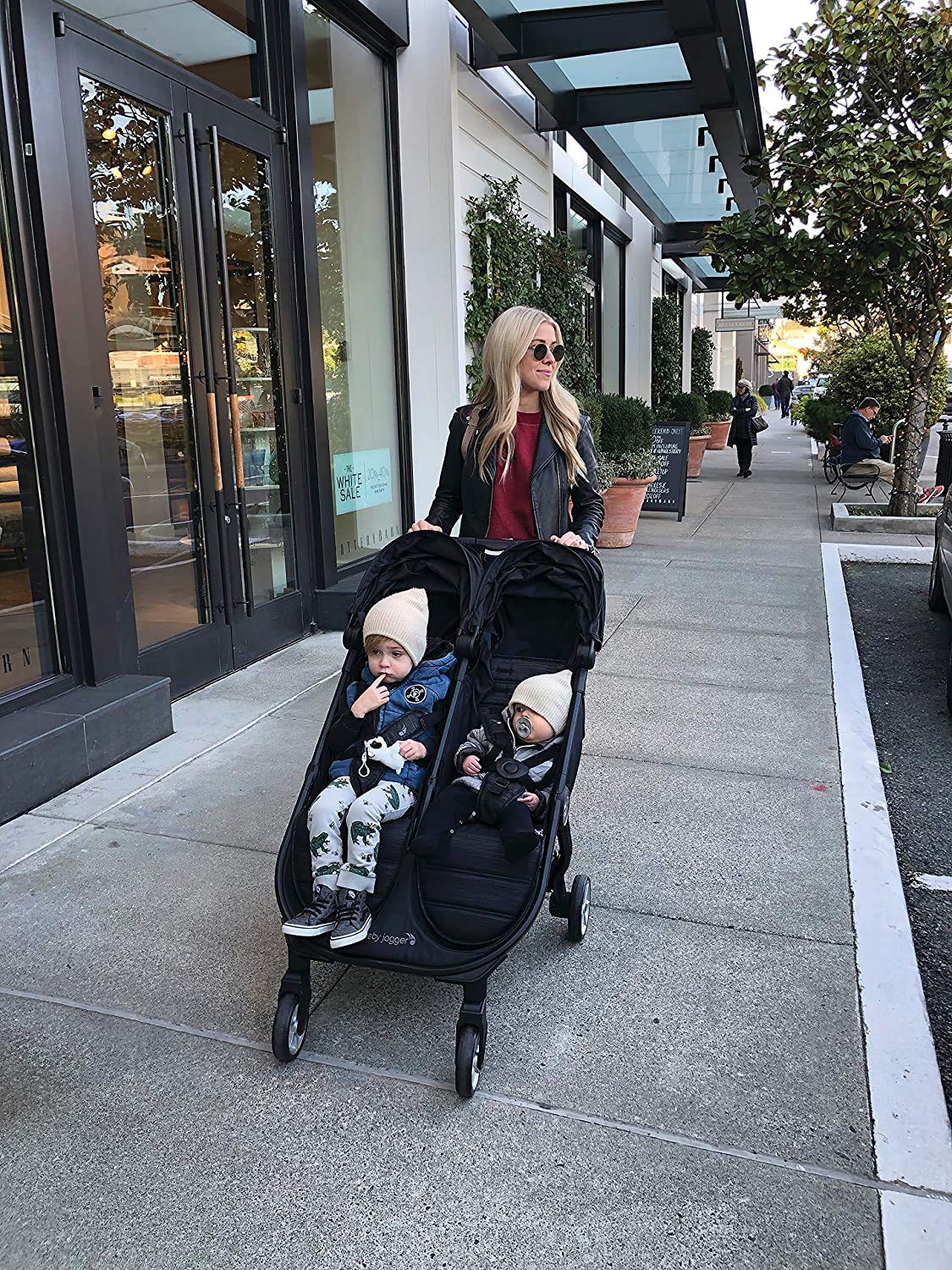 City Tour 2 Ultra-Compact Travel Stroller, Jet, Lightweight, Foldable, Ideal for Traveling